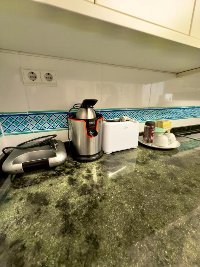 Moderna Habitacion En El Corazon De Аликанте Екстериор снимка