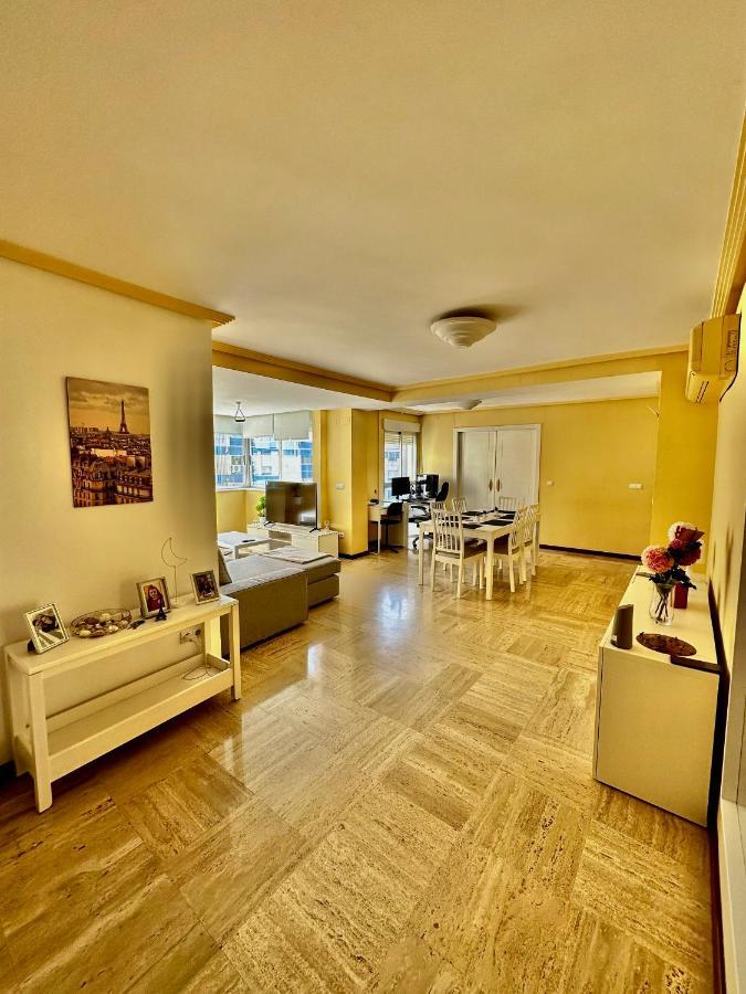 Moderna Habitacion En El Corazon De Аликанте Екстериор снимка